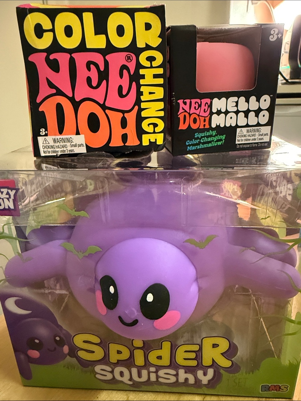 Color-Changing Pink Mello-Mallow & Purple Spider Squishy Toy Set